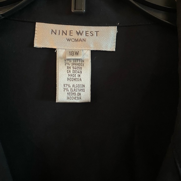9 West Black Button Down Blouse, size 18W - Picture 2 of 4